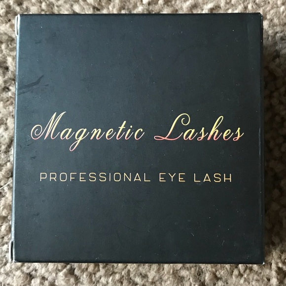 Magnetic eyelashes - Picture 2 of 3